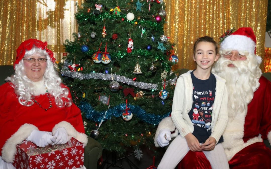 A Holiday Themed Photo Booth in Kitchener