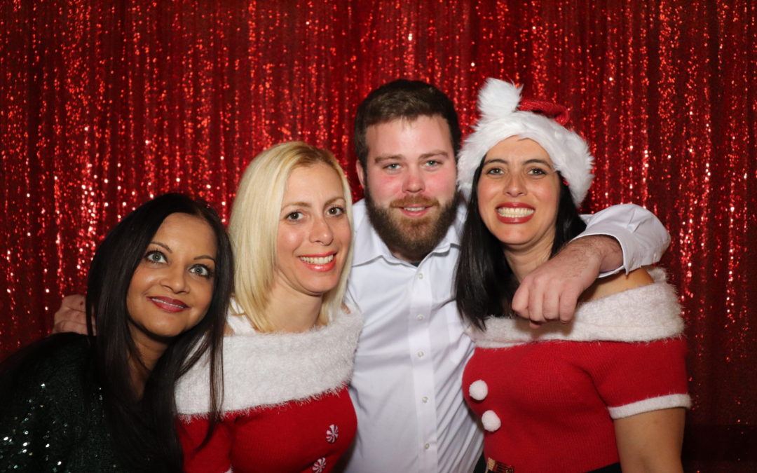 Photo Booth Toronto at Your New Year’s Party